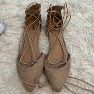 Mossimo tie up flats in nude size 8.5